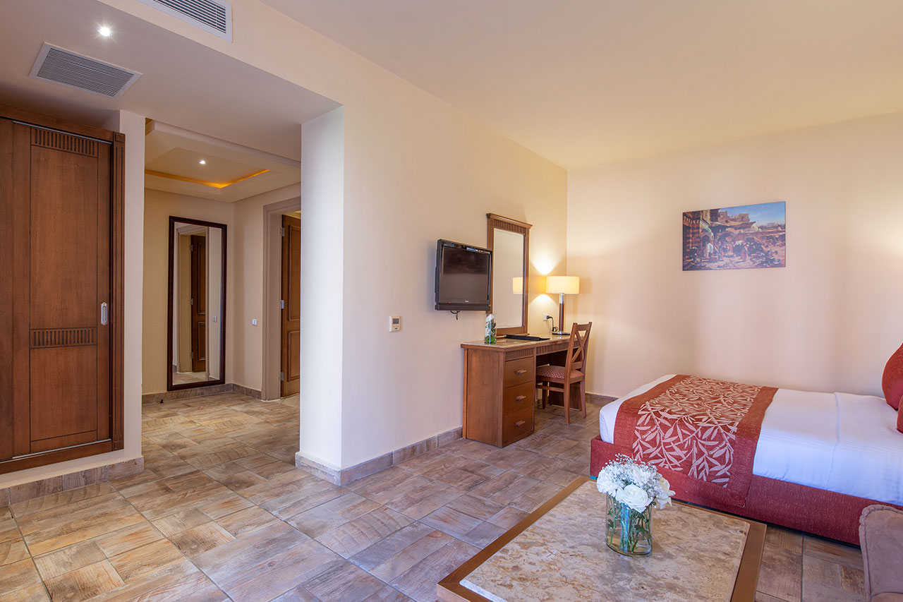 Charmillion Sea Life Resort