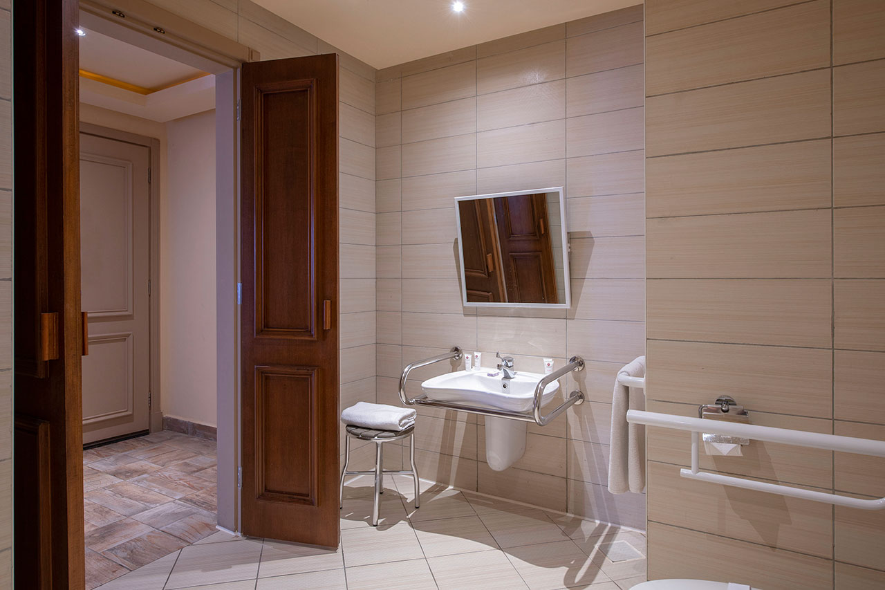 Charmillion Sea Life Resort