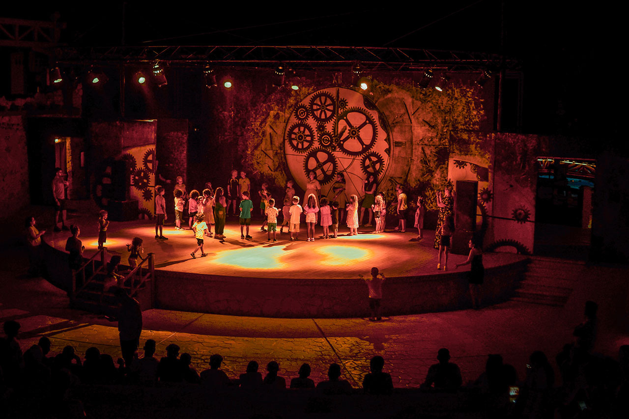 Charmillion Sea Life Resort